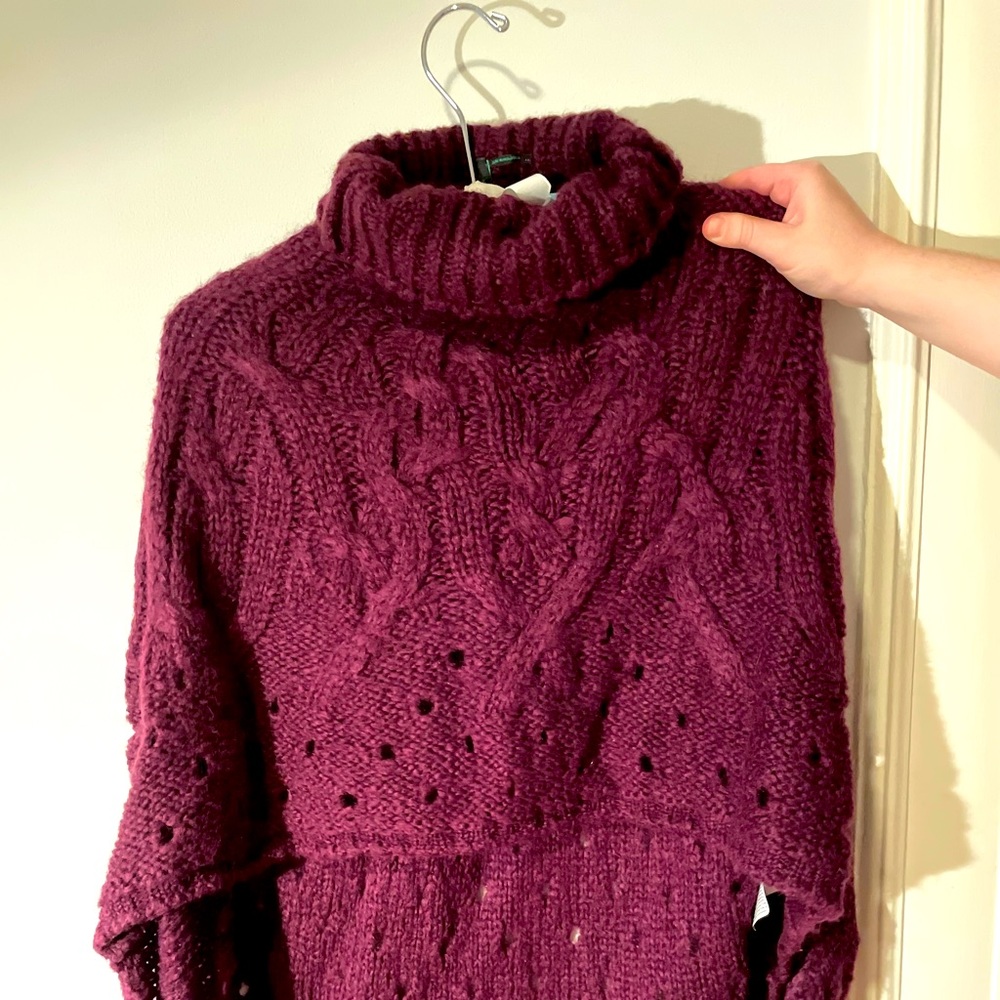 Sweater poncho